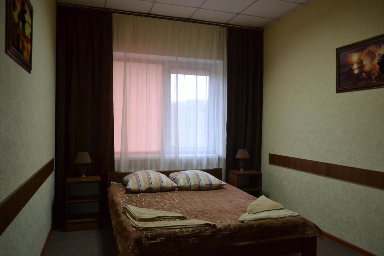 Мотель Ок Schepetiwka Exterior foto