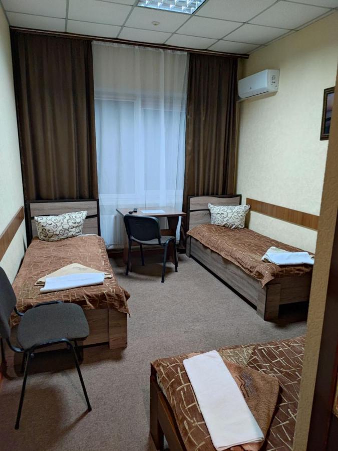 Мотель Ок Schepetiwka Exterior foto